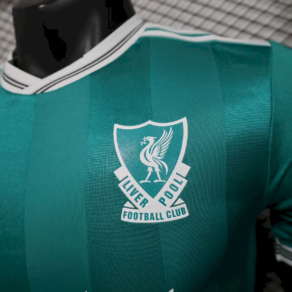 2025081317252443.jpg Mens Liverpool 2025/26 Third Authentic Jersey - Image 3