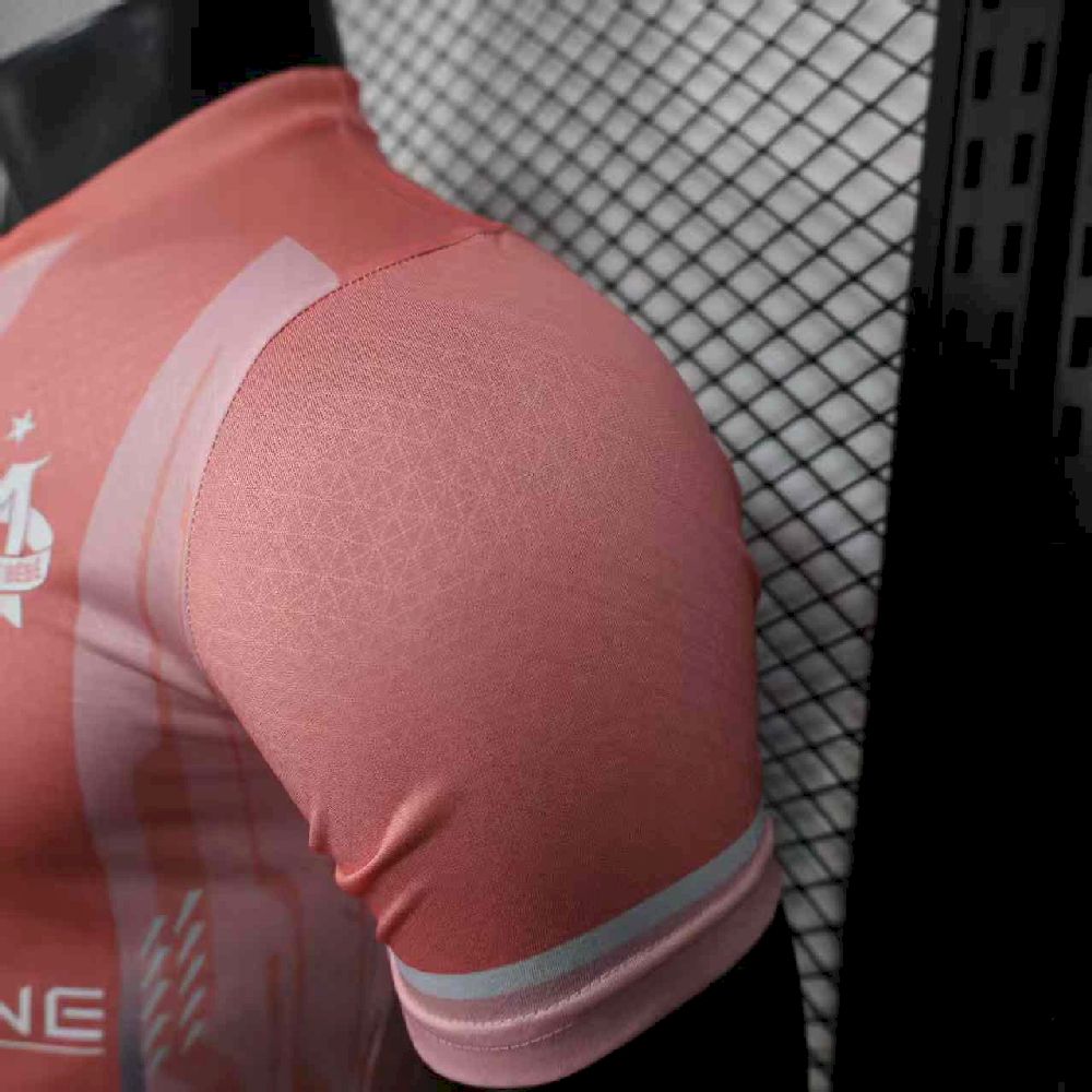 2025081317255825.jpg Mens Olympique Marseille 2025/26 Pink Authentic Jersey - Image 3