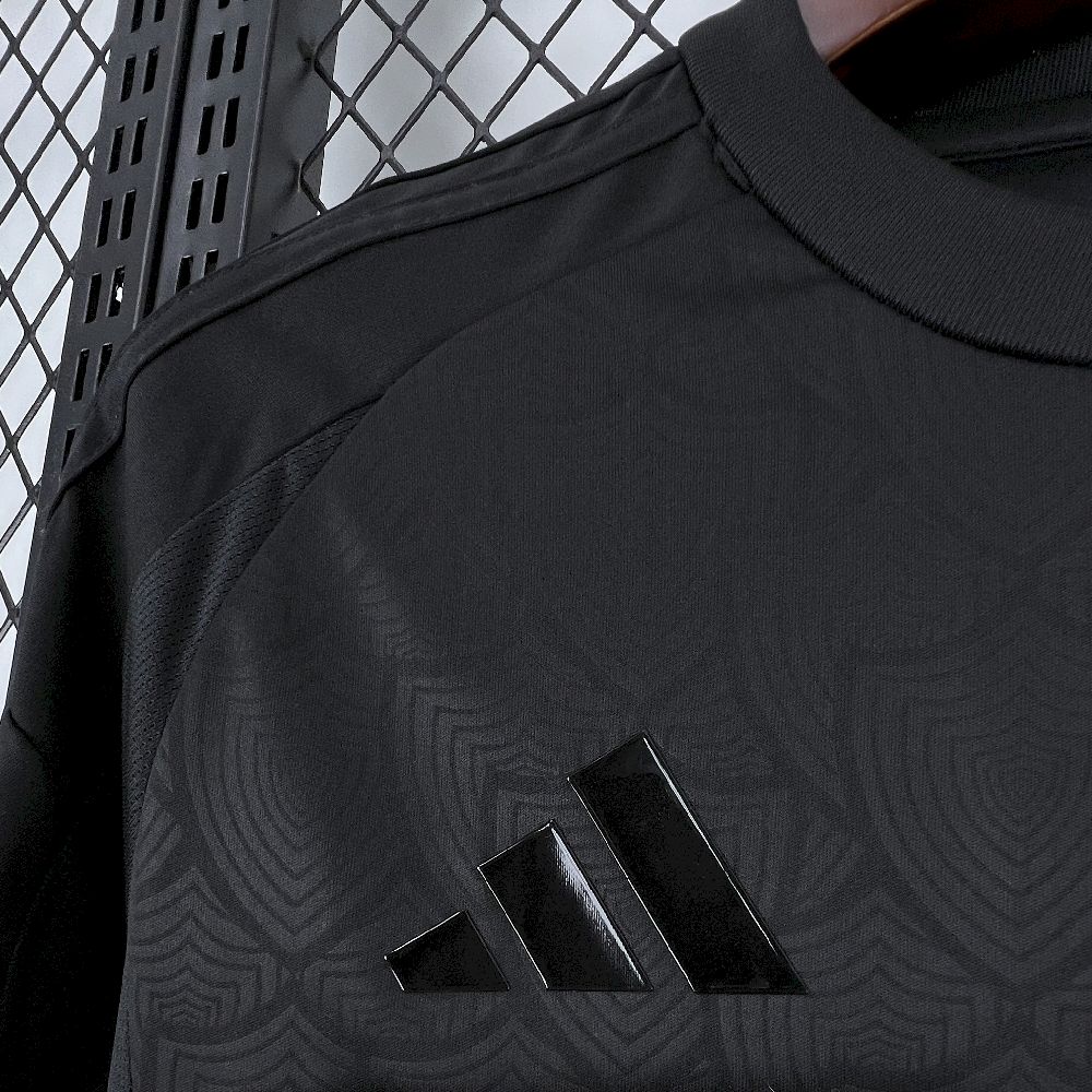 2025081916480575.jpg Mens Atletico Mineiro 2025/26 All black special edition Jersey - Image 8