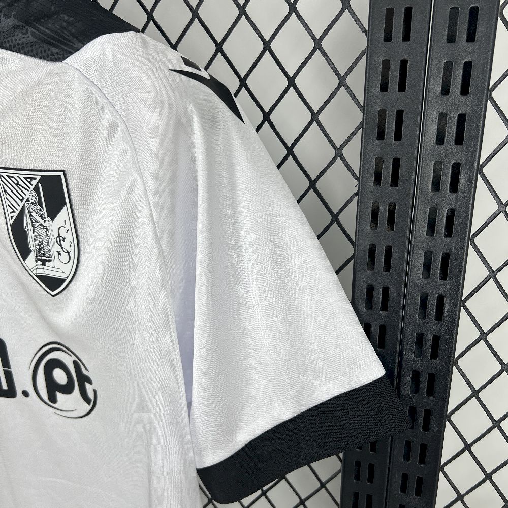 2025081916500820.jpg Mens Vitoria de Guimaraes 2025/26 Home Jersey - Image 4