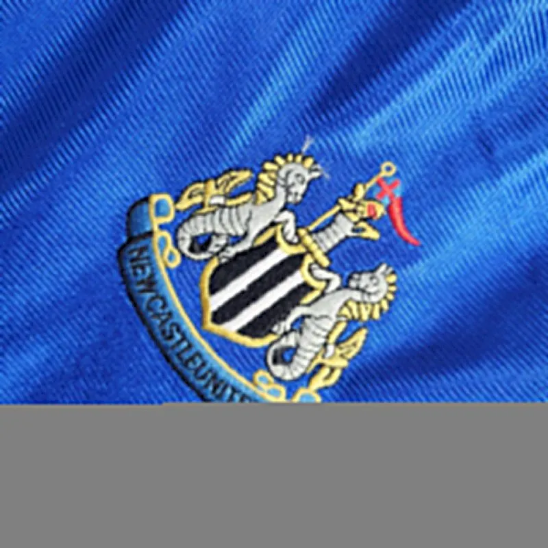 20bf97dfa21e72d0154dadd3e4f33901.webp Retro Newcastle United 1998/99 Away Jersey - Image 7