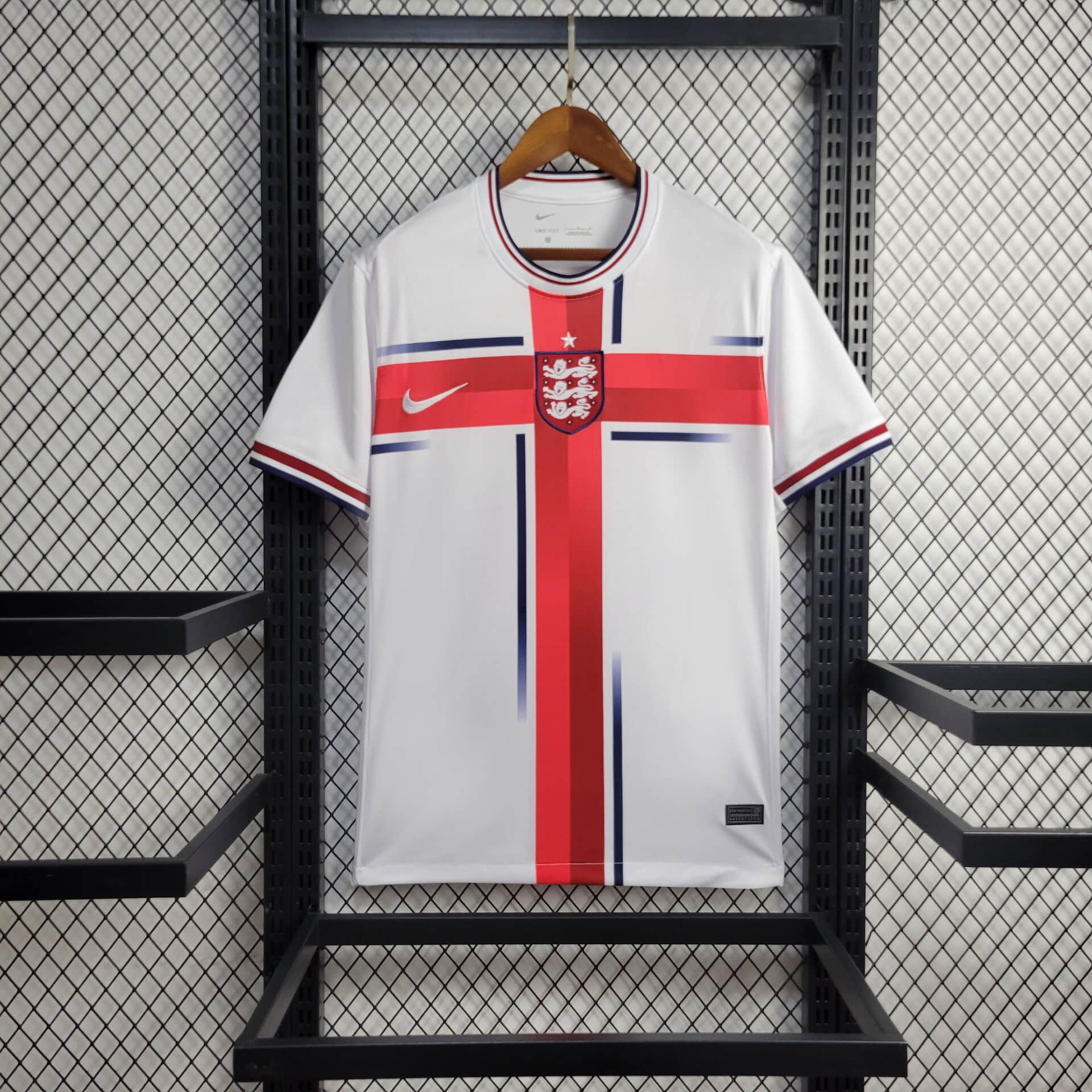 2385f8f8413921bbb02832325a0883e2.jpg Mens England 2024/25 Euro Pre-Match Jersey - Image 3