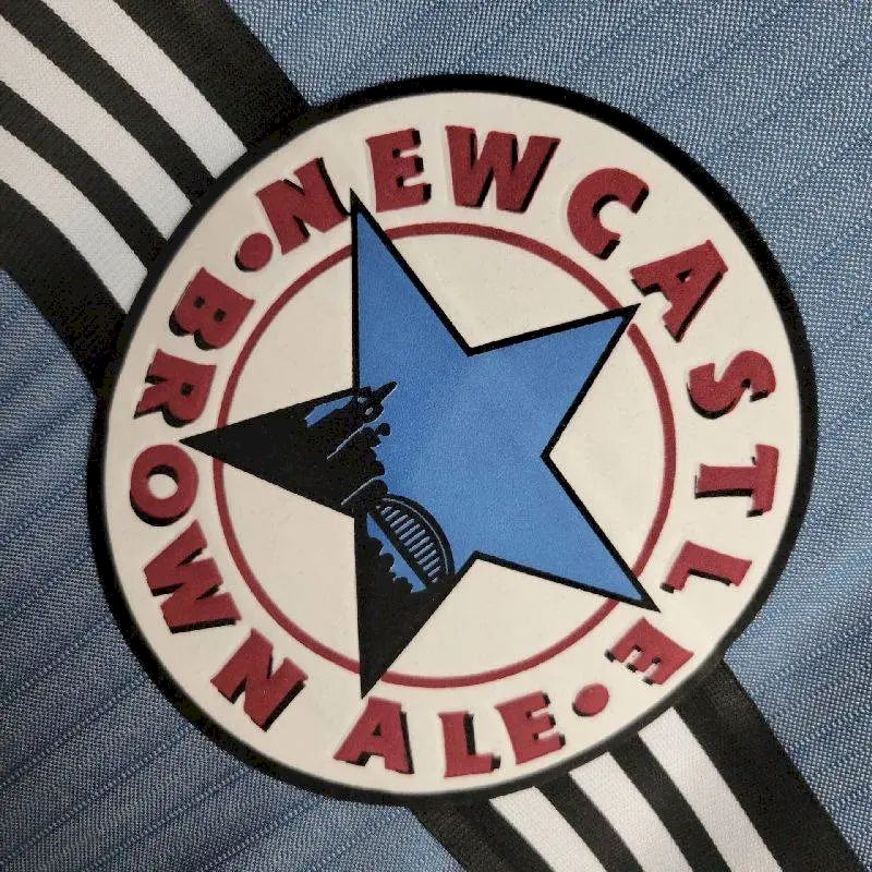 2804_401.jpg Retro Newcastle United 1996/97 Away Jersey - Image 6