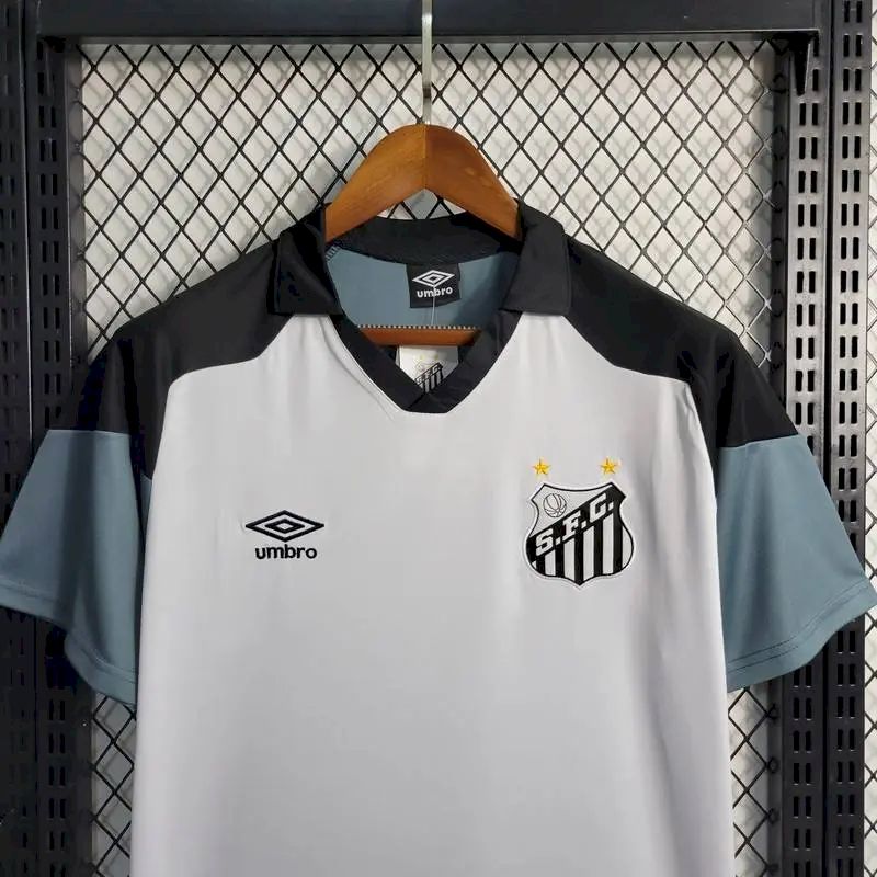 2c9bab11f57384fb443f2527d6e7110d8.jpg Mens Santos 2023/24 Pre-Match Jersey - Image 4