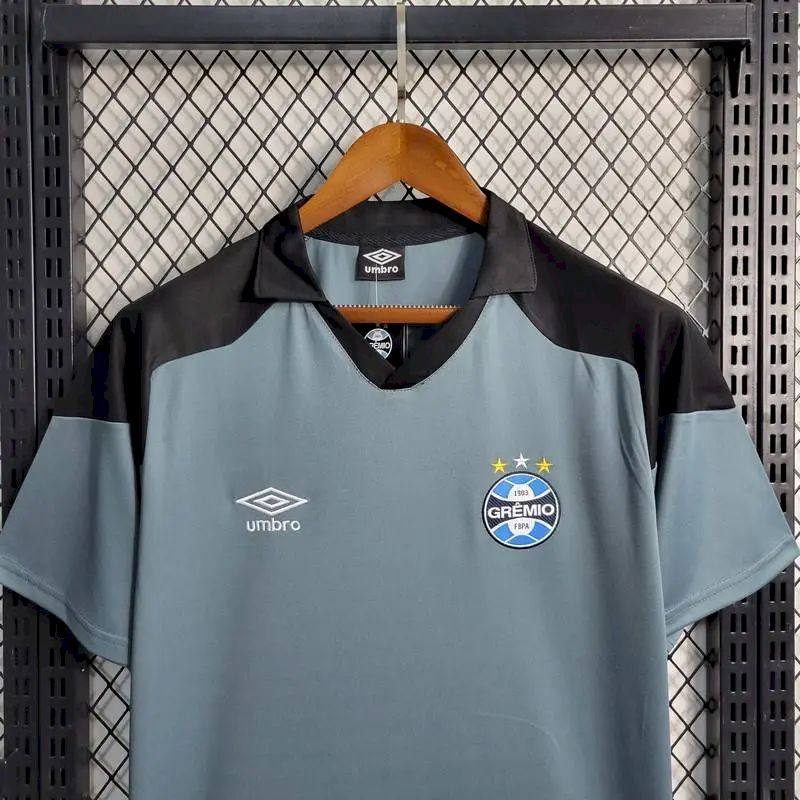 449fee0a3d58b027bc785e85617c26c79.jpg Mens Grêmio 2023/24 Pre-Match Jersey Grey - Image 5