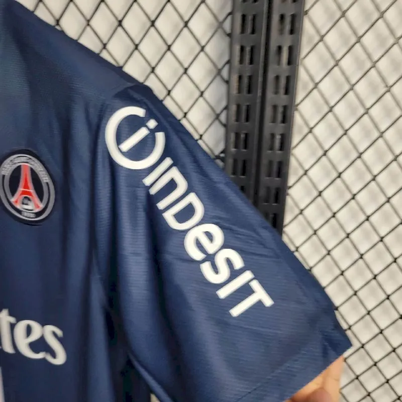 492cda989e07588c5697f30a7ff0d4a3.webp Retro Paris Saint-Germain 2012/13 Home Jersey - Image 11