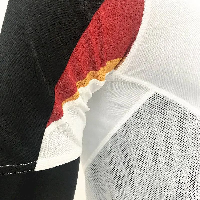 55b76808aad3ced8.jpg Retro Germany 2004/2005 Home Jersey - Image 6