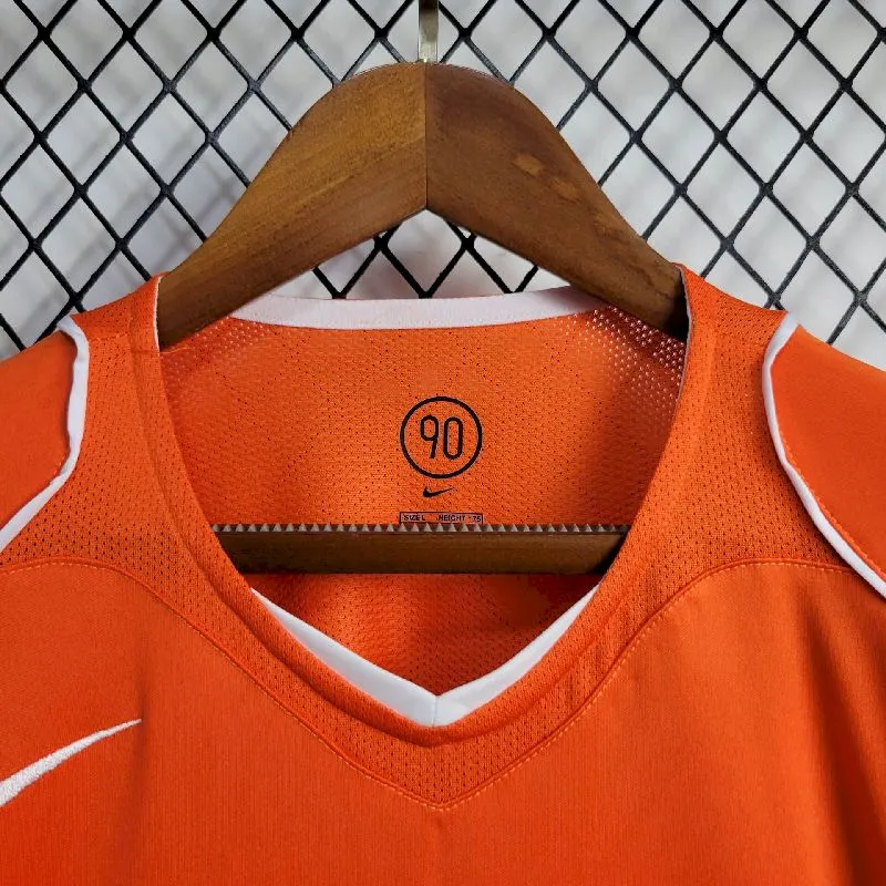 58d3ffd46f1f0667c0ef915f728a7cfc.webp Retro Netherlands 2004 Home Jersey - Image 4