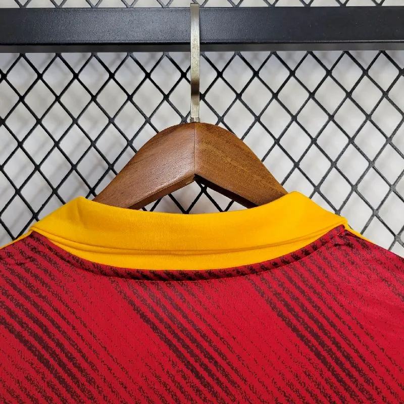 5a6008536f586977dc84ccae8a65c658.webp Mens AS Roma 2023/24 Fourth Jersey - Image 7
