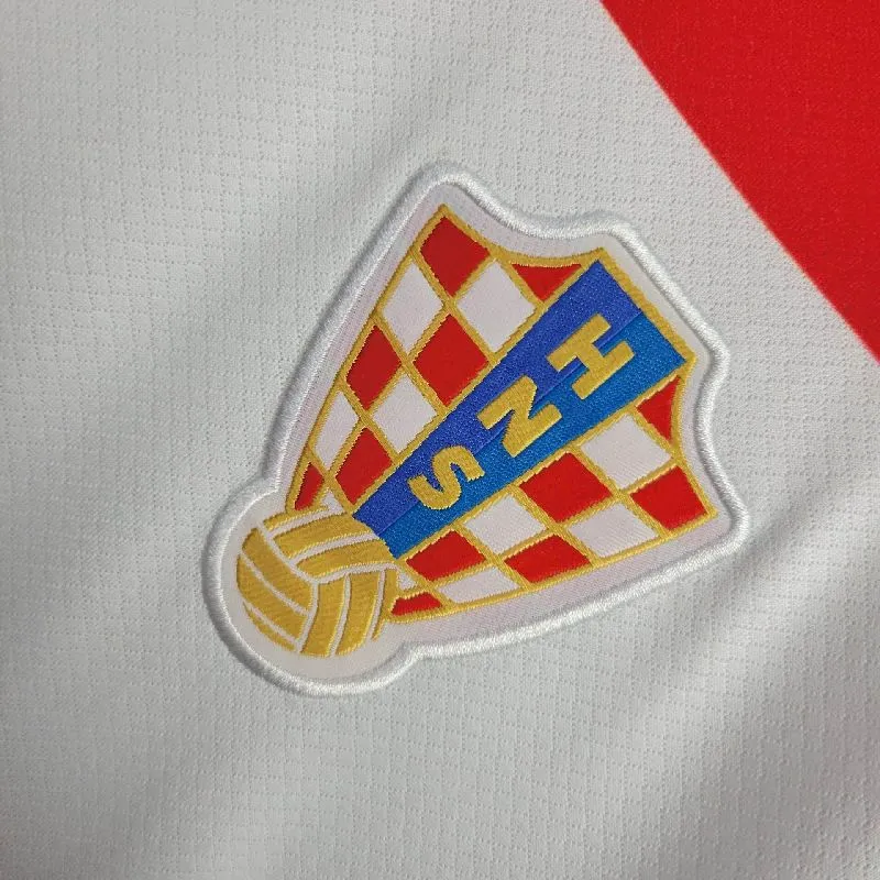 67a27cc04acccdaadfdcc7b7dfd531cf.webp Mens Croatia 2024/25 Euro Home Jersey - Image 6