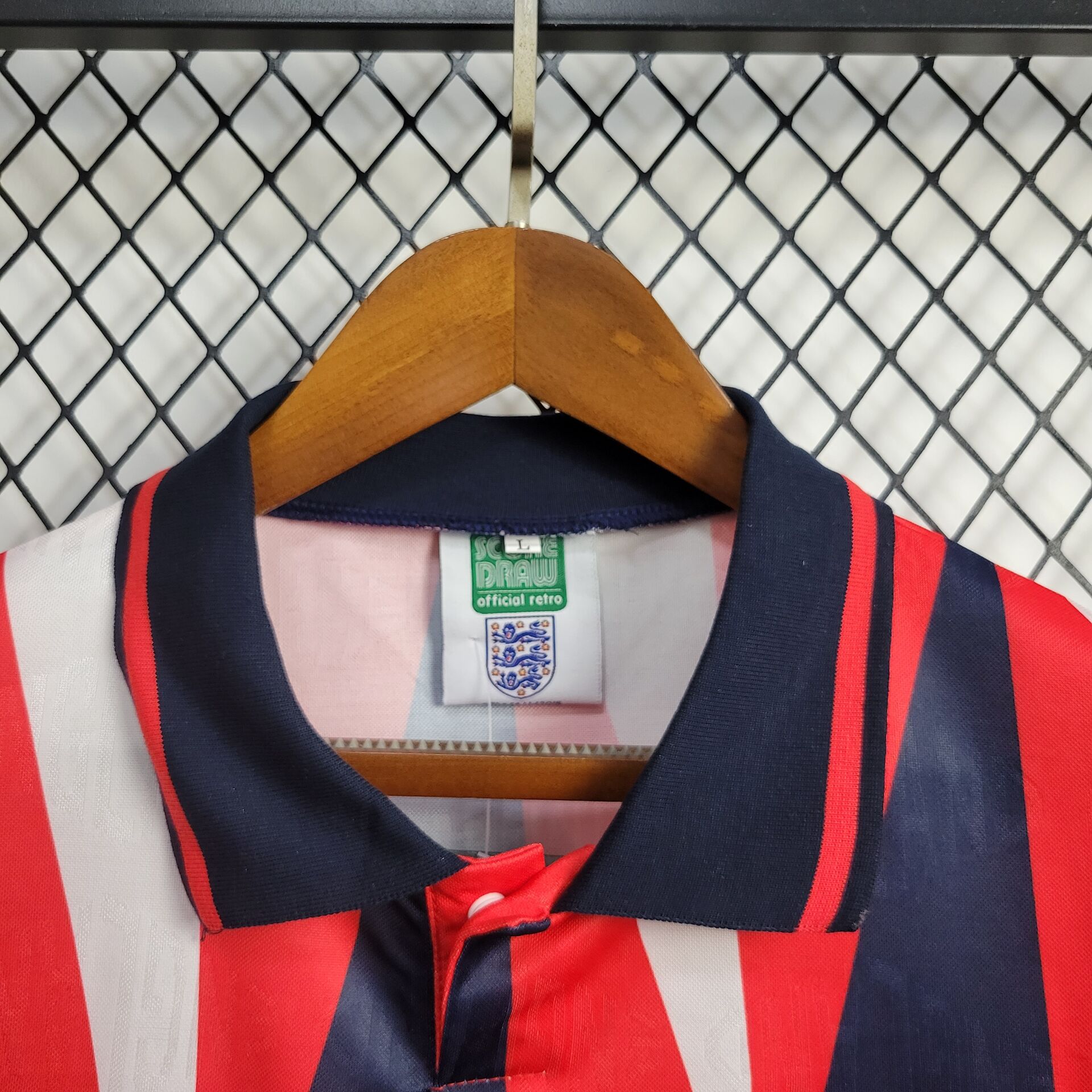 778f070963addc02e03f5cb68fad6dc5.jpg Retro England 1992 Away Jersey - Image 4