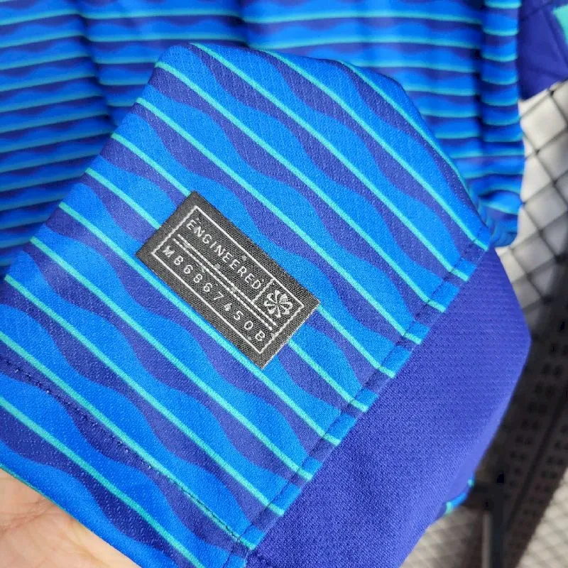 79f24d5344750e80275f4fcb8bba35f8.webp Mens Brazil 2024/25 Away Jersey - Image 7
