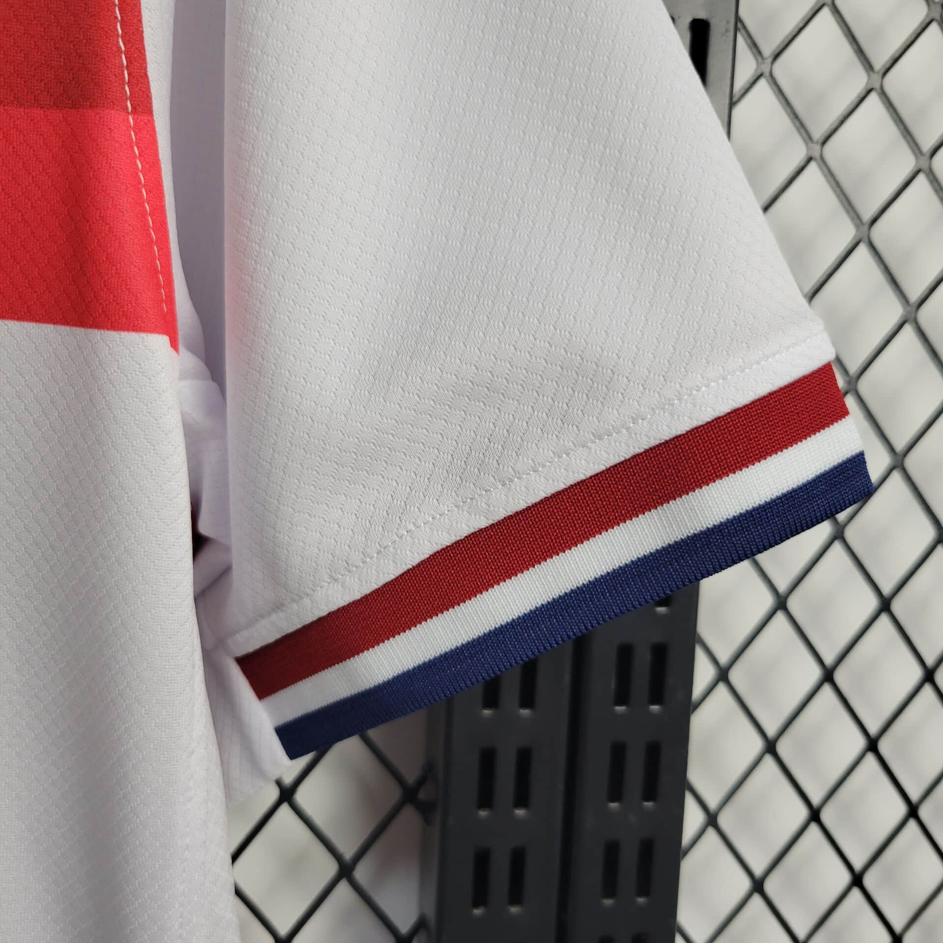 83cfd390c61e137fa4bffc84a3bf2364.jpg Mens England 2024/25 Euro Pre-Match Jersey - Image 6