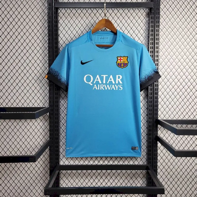 8474ef3669e158e5bea6271ad3d82e86.webp Retro Barcelona 2015/16 Third Jersey - Image 3