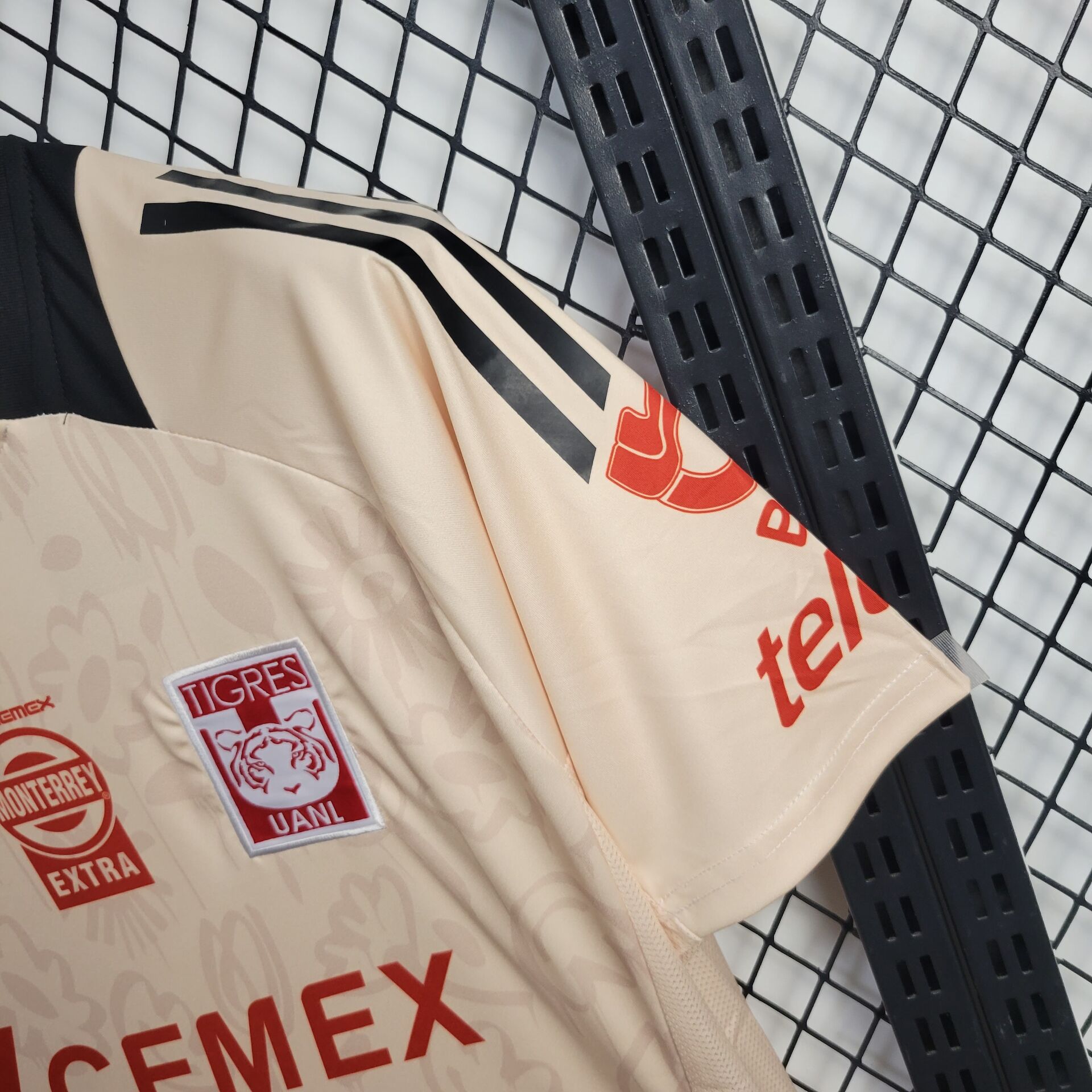 85428faaefcc834cab86b26e767b63ed.jpg Mens Tigres UANL 2024/25 Earth Day Jersey - Image 6