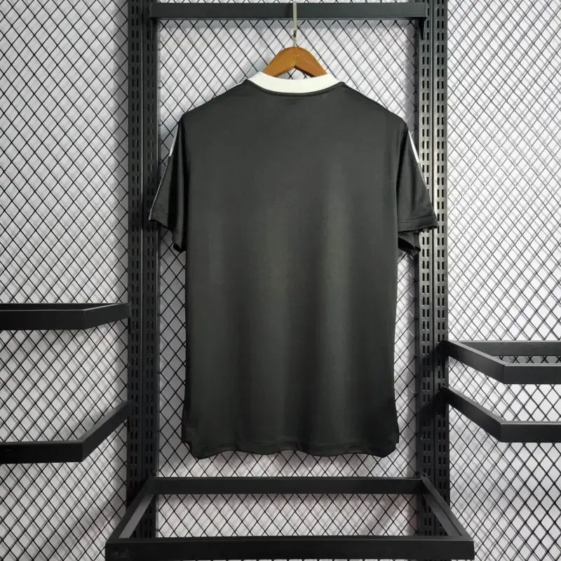88c2b173b4c265b02e5aa647c515a37d.webp Mens S.C Internacional 2021/22 Black Excellence Jersey - Image 9