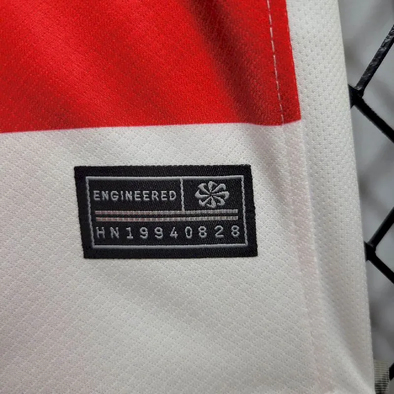 8ce88f7c67215c3e4dab53d18fb25a9d.webp Mens Croatia 2024/25 Euro Home Jersey - Image 8