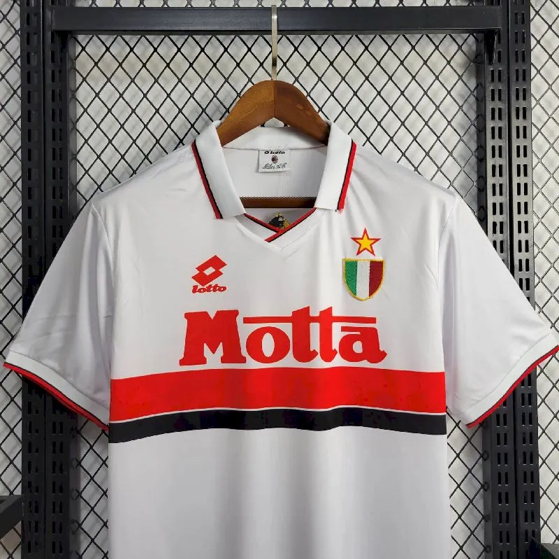 97490b408306465d0790a9bc37c3d134.webp Retro AC Milan 1992/94 Away Jersey - Image 5