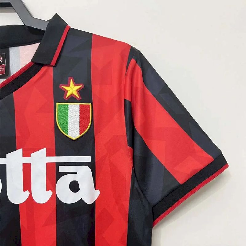 983f3ee4df9ea360.jpg Retro AC Milan 1993/94 Home Jersey - Image 3