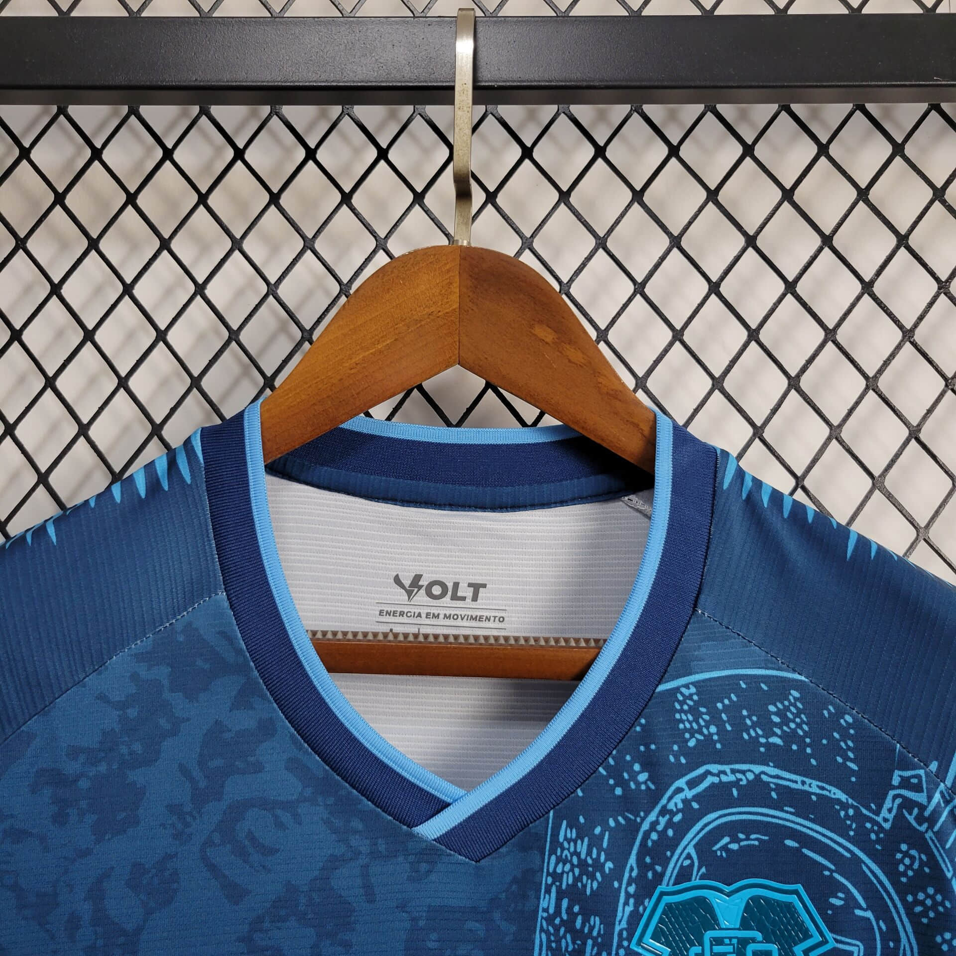 9a83927d8319a38ef9d2c2f6399e6e2a.jpg Mens Santa Cruz FC 2024/25 Warm Up Jersey - Image 8