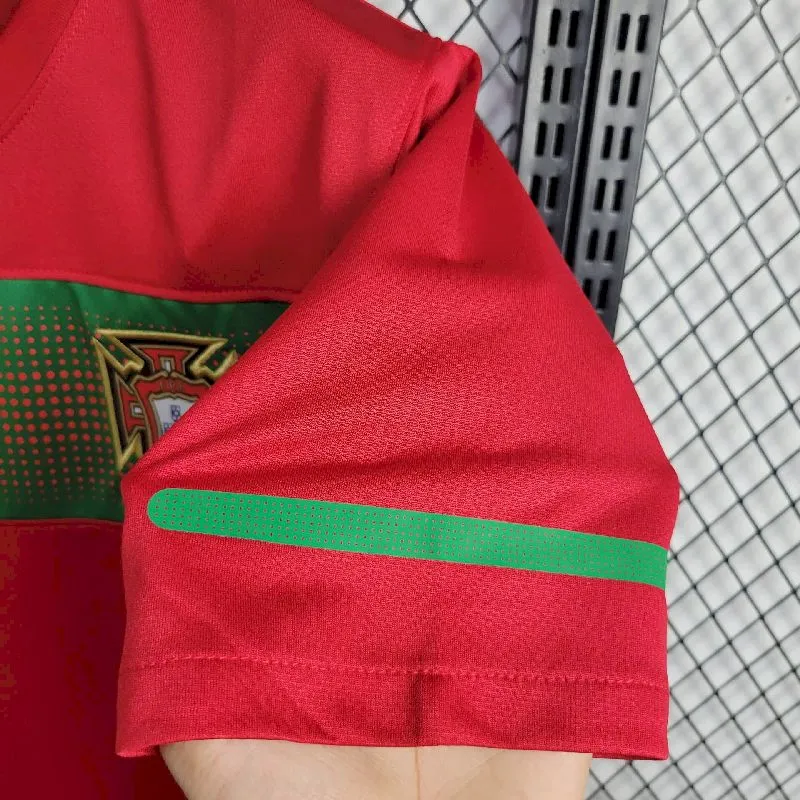 9a9c3643068ce2591b594772bdd70bb4.webp Retro Portugal 2010 Home Jersey - Image 3