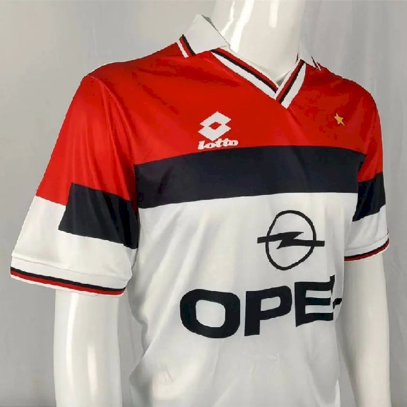 AC-Milan-199495-Away-Retro-Jersey-40030.jpg Retro AC Milan 1994/95 Away Jersey - Image 3