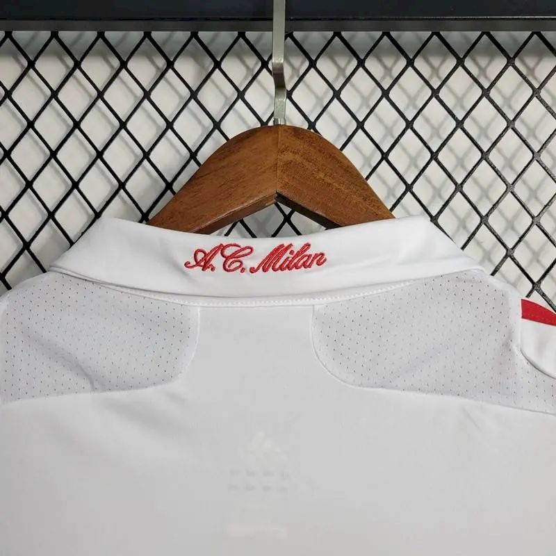 AC-Milan-200708-Away-Retro-Jersey-59667.jpg Retro AC Milan 2007/08 Away Jersey - Image 6