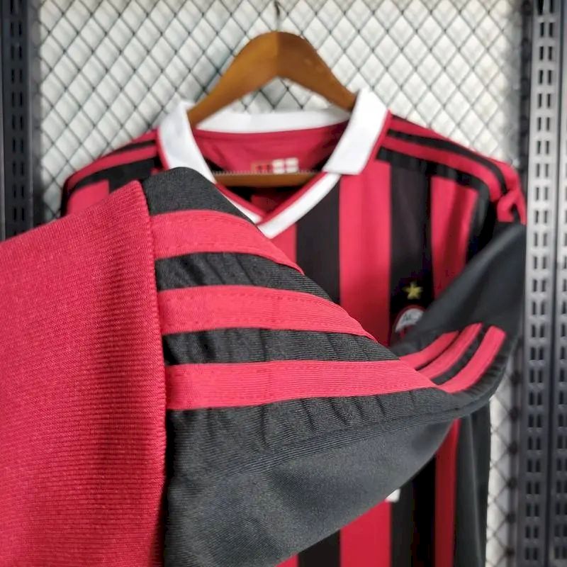 AC-Milan-200910-Home-Long-Sleeves-Retro-Jersey-59622.jpg Retro AC Milan 2009/10 Home Long Sleeve Jersey - Image 10