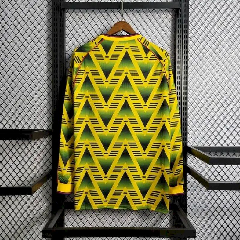 Arsenal-199193-away-LS-Retro-Jersey-56859.jpg Retro Arsenal 1991/93 Away Long Sleeve Jersey - Image 9