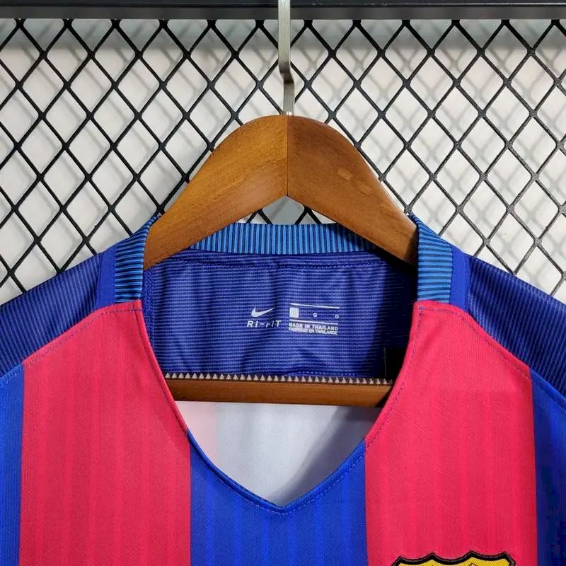 Barcelona-201617-Home-Retro-Jersey-59005.jpg Retro Barcelona 2016/17 Home Jersey - Image 7