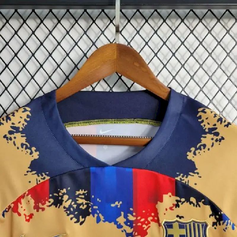 Barcelona-202324-Pre-Match-Jersey-54389.jpg Mens Barcelona 2023/24 Pre-Match Jersey - Image 4
