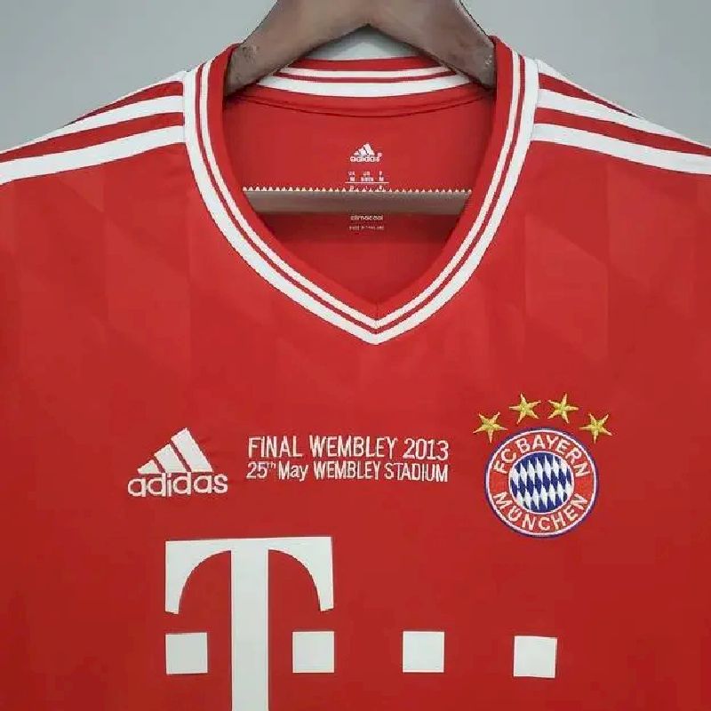 Bayern-Munich-201314-Champions-League-home-long-sleeve-Retro-Jersey-57485.jpg Retro Bayern Munich 2013/14 Home Champions League Long Sleeve Jersey - Image 2