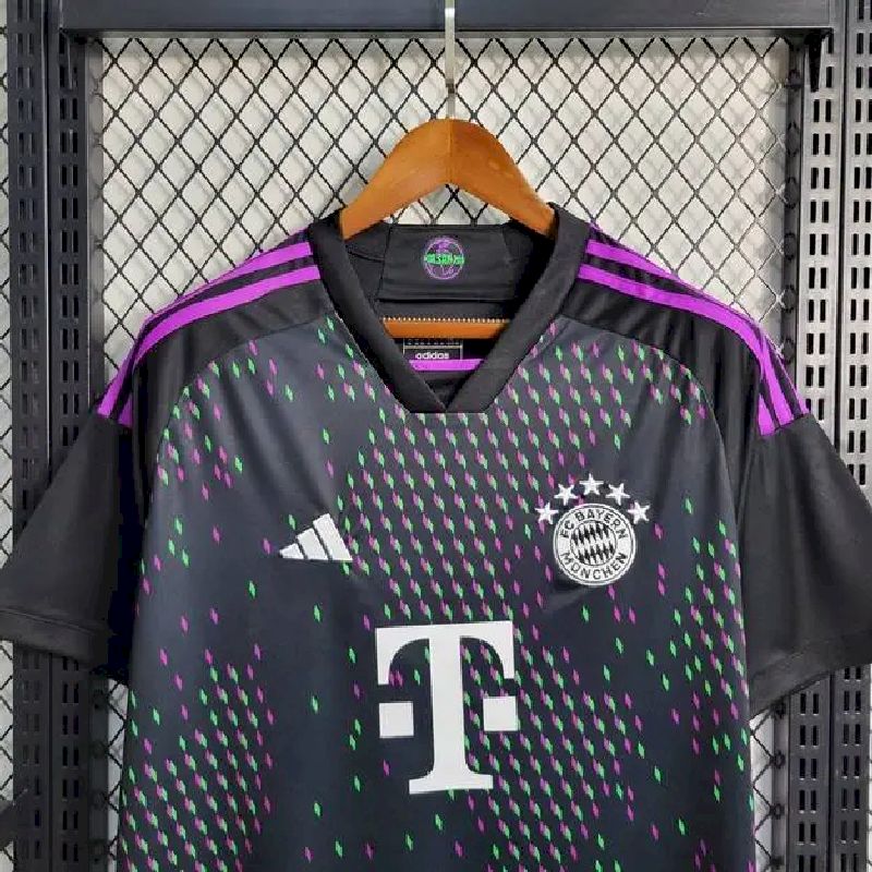 Bayern-Munich-202324-away-Jersey-57829.jpg Mens Bayern Munich 2023/24 Away Jersey - Image 3