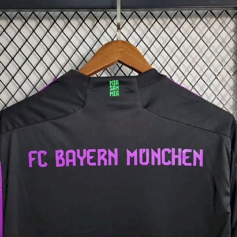 Bayern-Munich-202324-away-Jersey-57831.jpg Mens Bayern Munich 2023/24 Away Jersey - Image 9