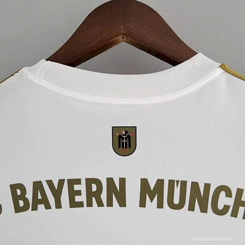 Bayern-Munich-2223-Away-Jersey-45939.jpg Mens Bayern Munich 2022/23 Away Jersey - Image 6