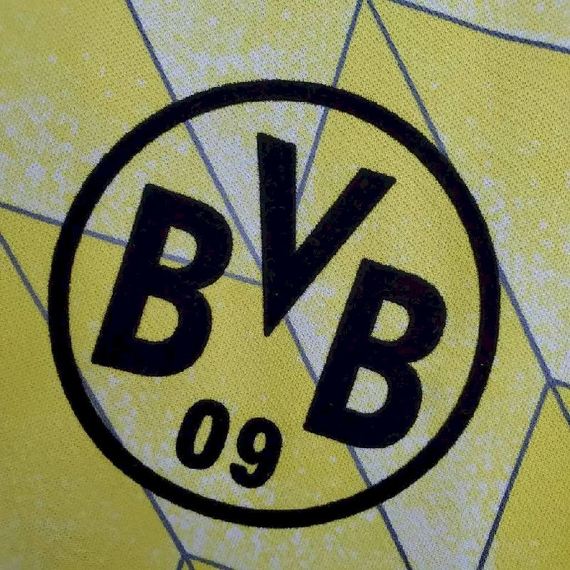 Borussia-Dortmund-1989-Cup-Retro-Jersey-42354.jpg Retro Borussia Dortmund 1989 Cup Jersey - Image 3