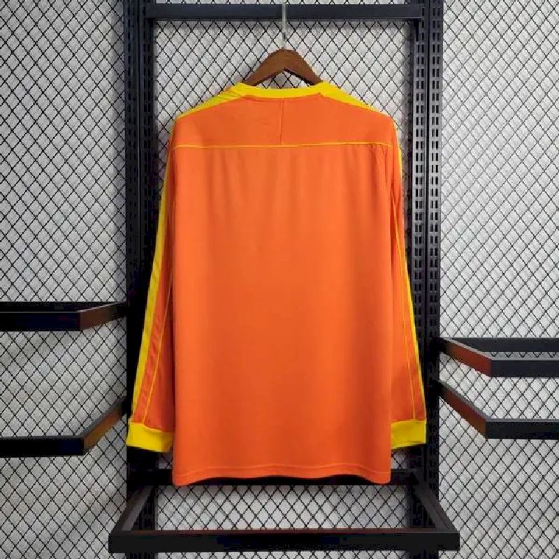 Brazil-1998-Goalkeeper-Long-Sleeve-Retro-Jersey.jpg Retro Brazil 1998 Goalkeeper Long Sleeve Jersey - Image 10