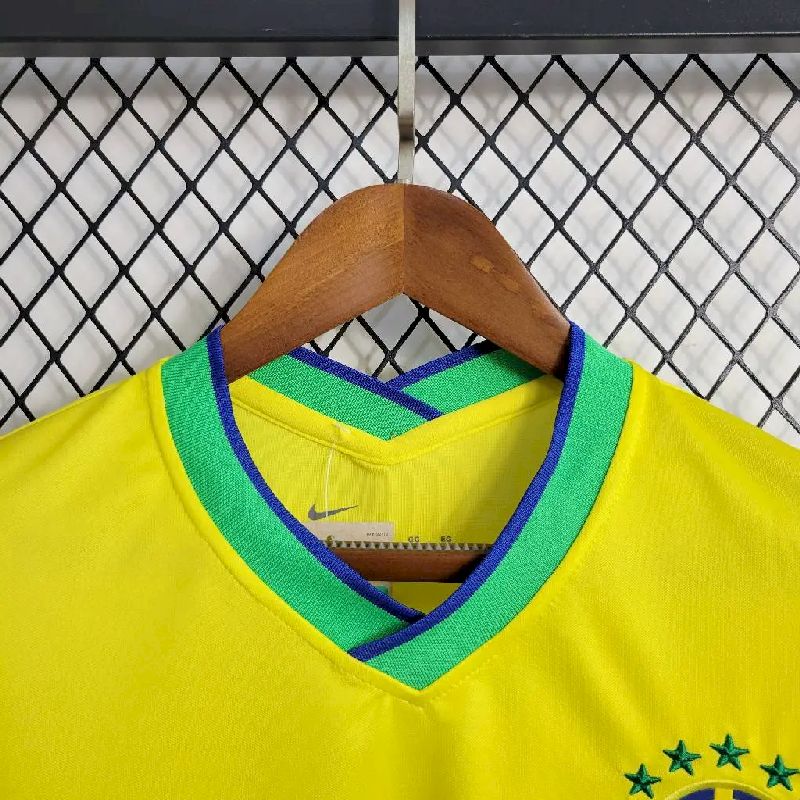Brazil-PELE-Commemorative-jersey-51424.jpg Mens Brazil 2022/23 Commemorative Jersey - Image 3