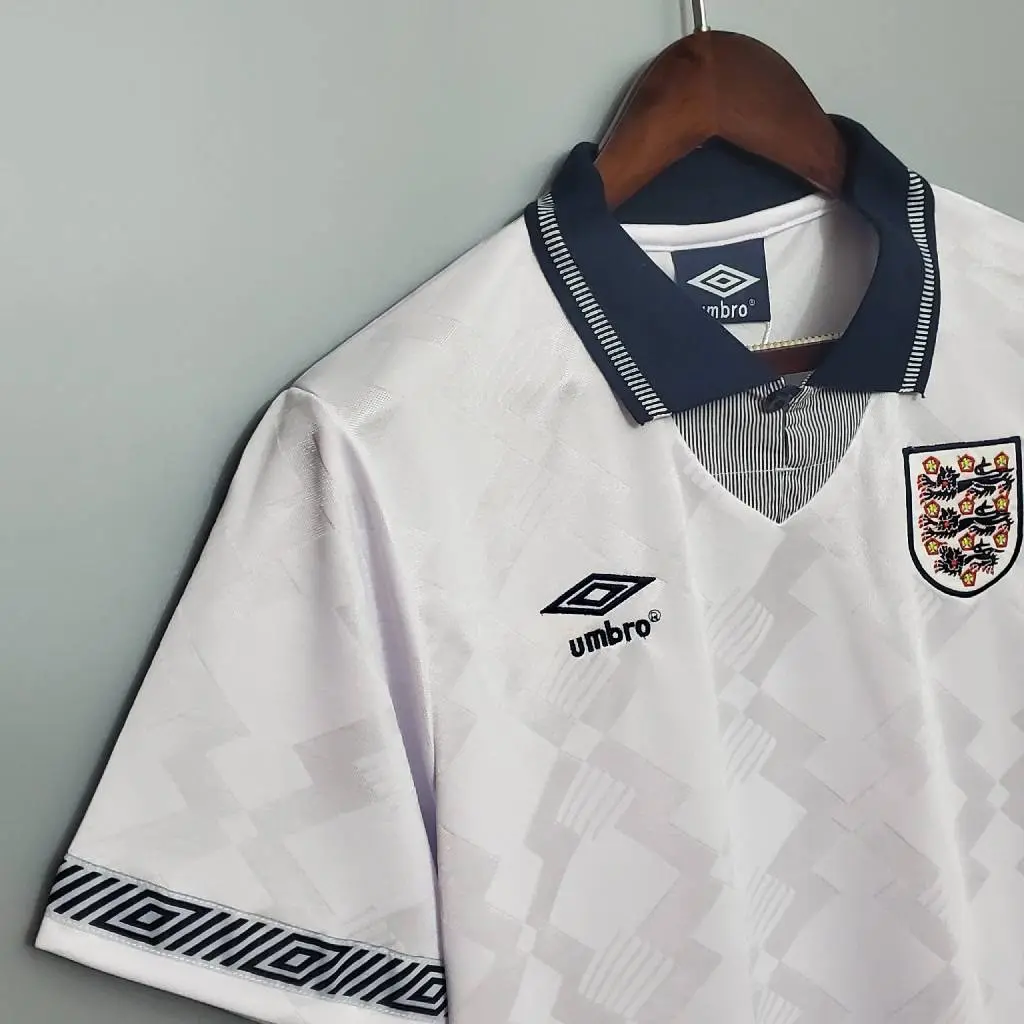 England-19901992-Home-Retro-Jersey-36765.webp Retro England 1990/1992 Home Jersey - Image 14