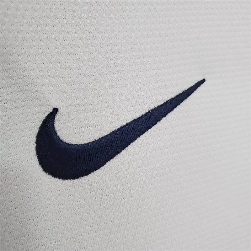 England-2013-home-Retro-Jersey-52686.jpg Retro England 2013 Home Jersey - Image 4