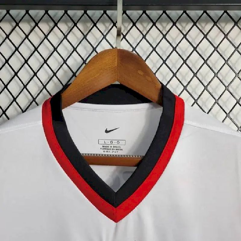 Flamengo-200102-Away-Retro-Jersey-54447.jpg Retro Flamengo 2001/02 Away Jersey - Image 4