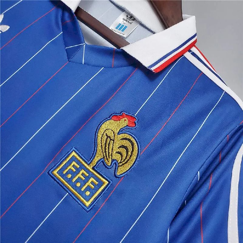France-1982-Home-Retro-Jersey-37617.jpg Retro France 1982 Home Jersey - Image 3