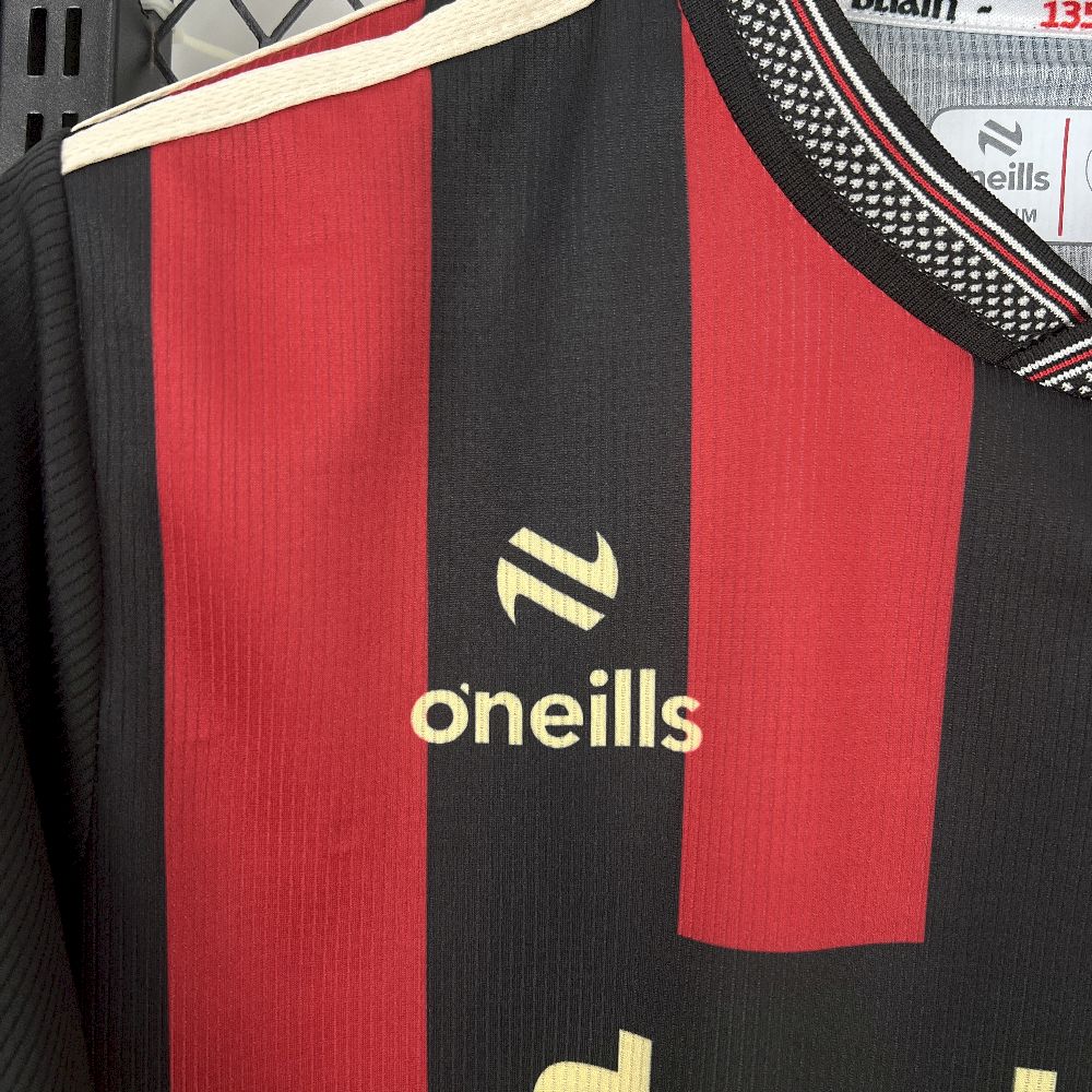 IMG_35971.jpg Mens Bohemians 2025/26 Home Jersey - Image 8