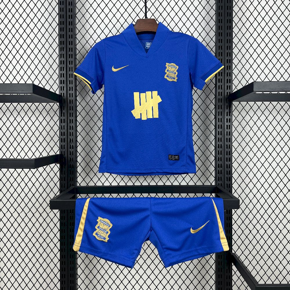 IMG_3804.jpg Kids Birmingham City F.C. 2025/26 Home Kit - Image 1