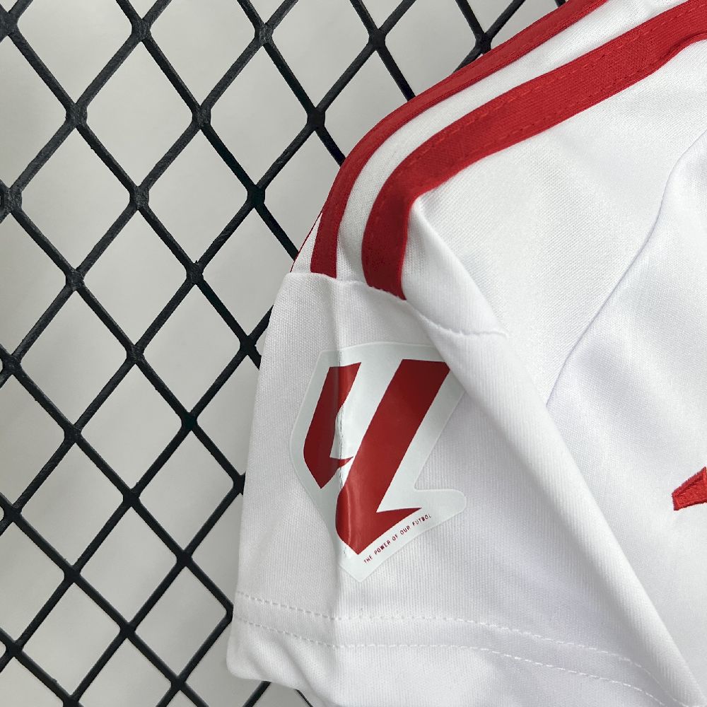IMG_38221.jpg Kids Sevilla FC 2025/26 Home Kit - Image 6