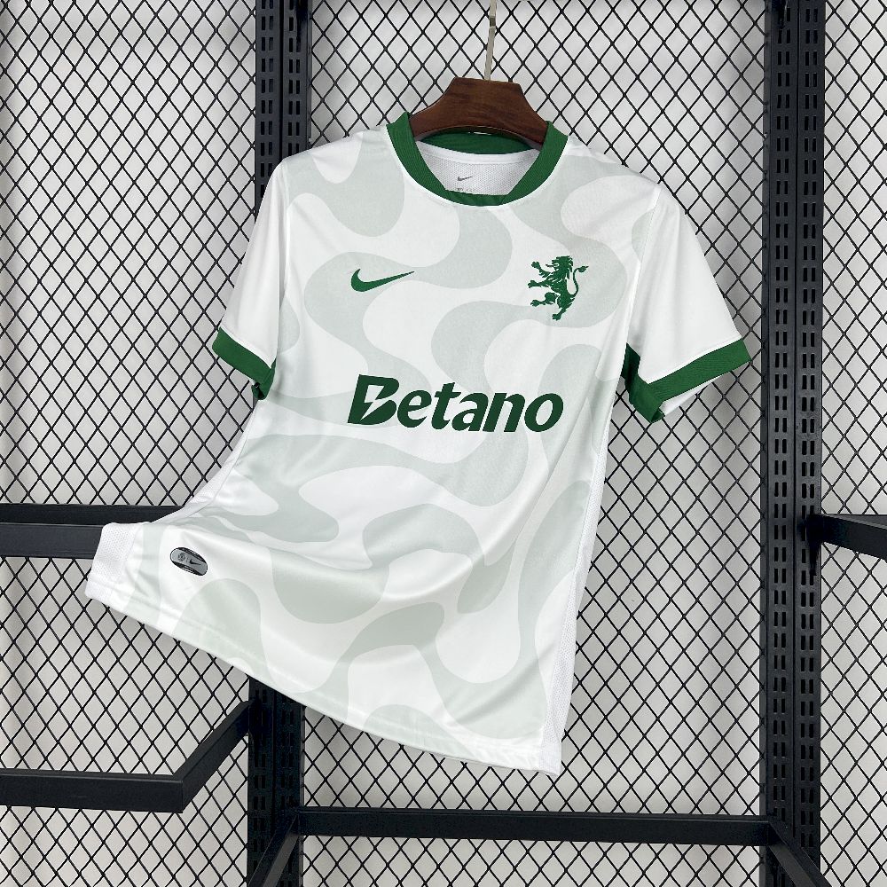 IMG_38682.jpg Mens Sporting CP 2025/26 Fourth Jersey - Image 1