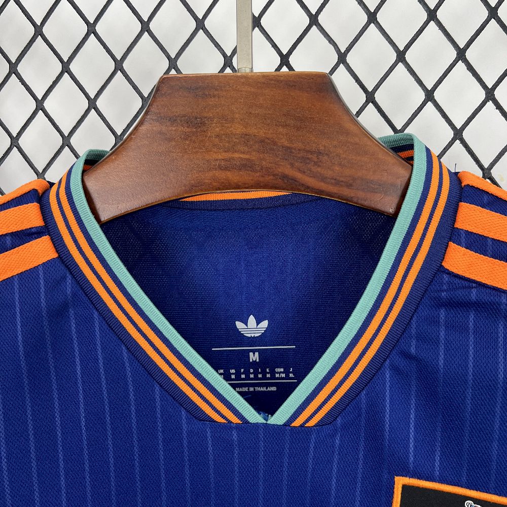 IMG_38882.jpg Mens Newcastle United 2025/26 Third Jersey - Image 9