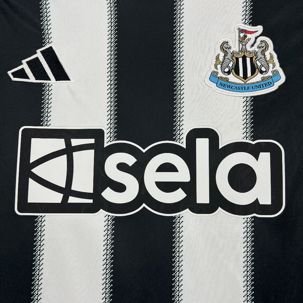 IMG_39011.jpg Mens Newcastle United 2025/26 Home Long Sleeve Jersey - Image 6