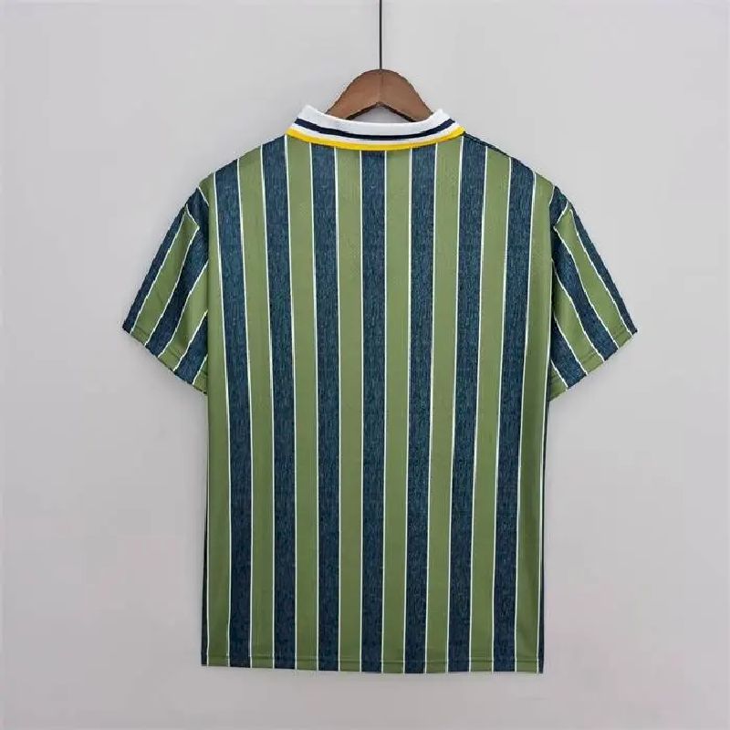 Inter-Milan-199596-away-Retro-Jersey.jpg Retro Inter Milan 1995/96 Away Jersey - Image 8