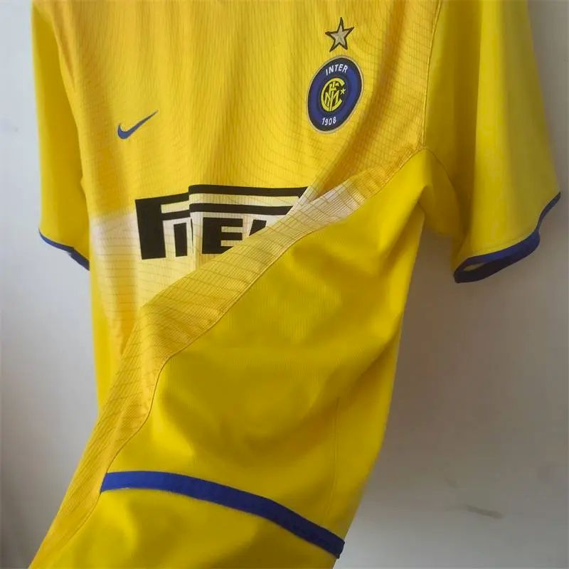 Inter-Milan-200203-Third-Away-Retro-Jersey-51979.jpg Retro Inter Milan 2002/03 Third Jersey - Image 3